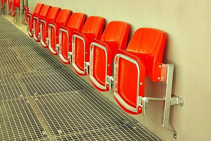 Taitettavat katsomotuolit